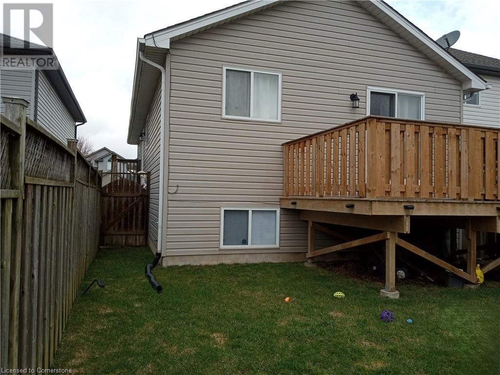 1354 ASPENRIDGE CRESCENT Image 32