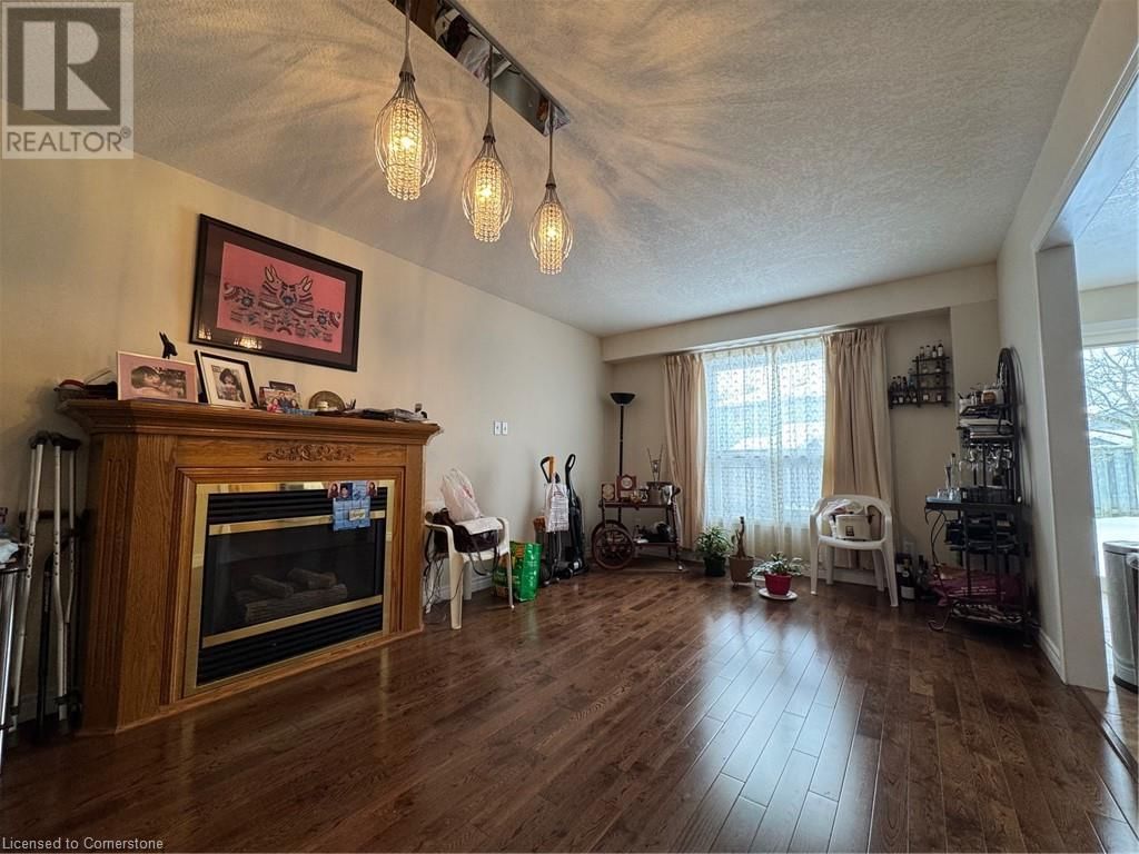 199 EASTFOREST TRAIL Image 10