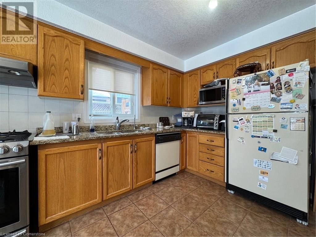 199 EASTFOREST TRAIL Image 6