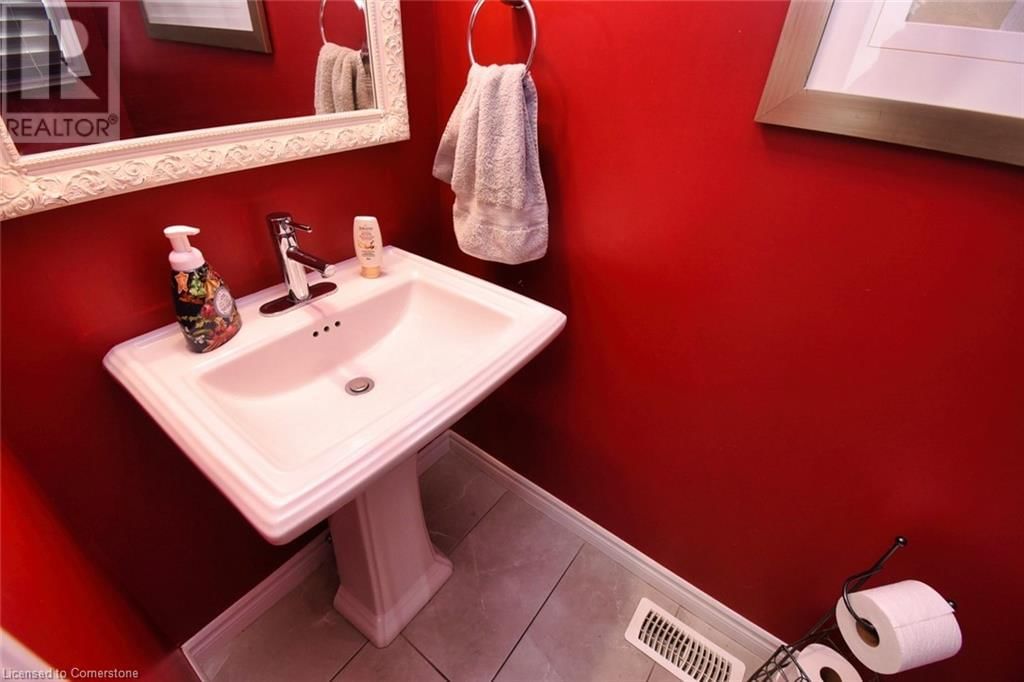 4075 THOMAS STREET Image 20