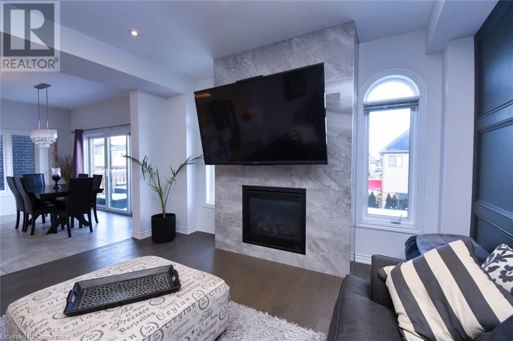4075 THOMAS STREET Image 7