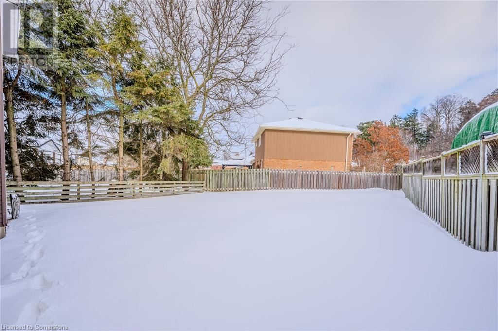 170 CEDAR CREST STREET Image 31