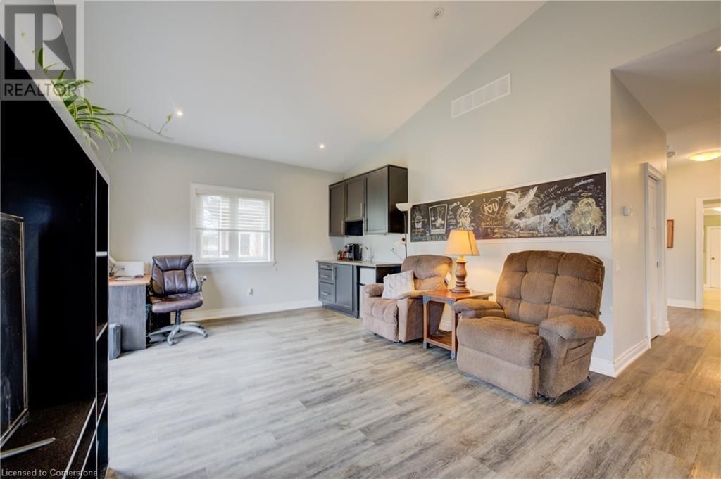 288 WINONA ROAD Image 38
