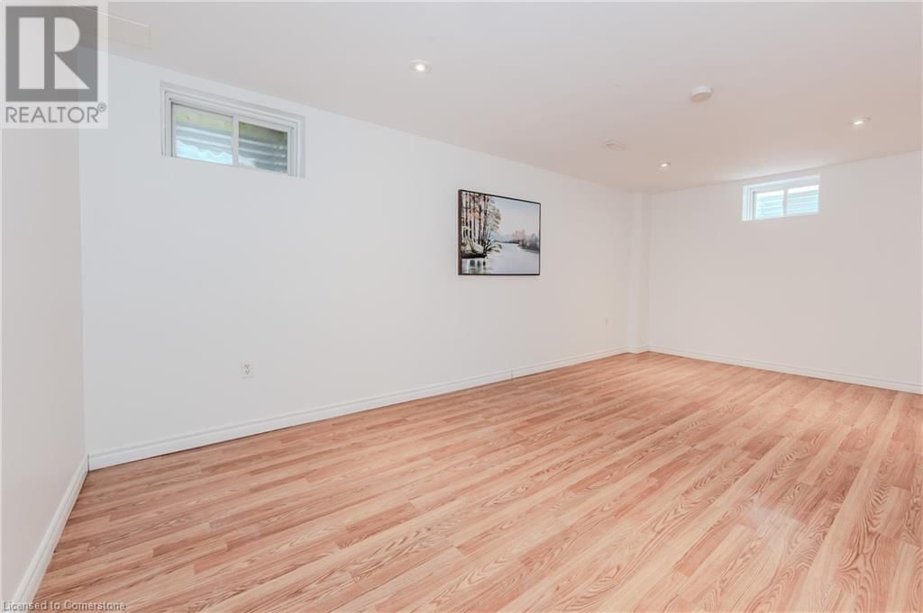 391 HAVENDALE CRESCENT Image 24