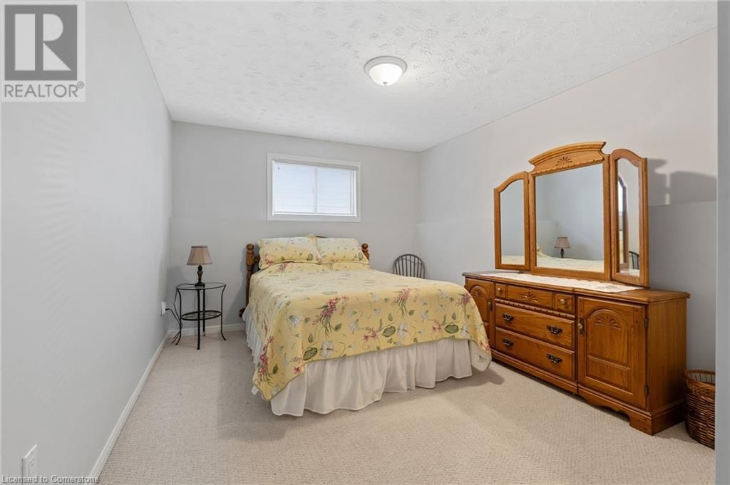 7 ROCHELLE CRESCENT Image 20