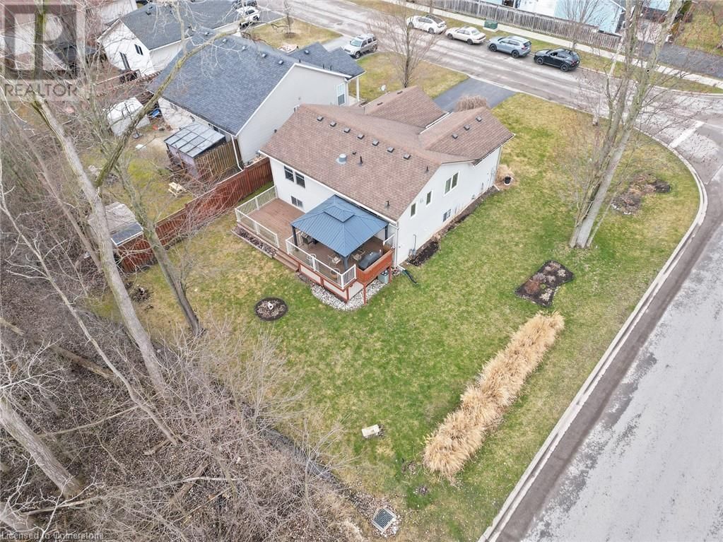 7 ROCHELLE CRESCENT Image 31