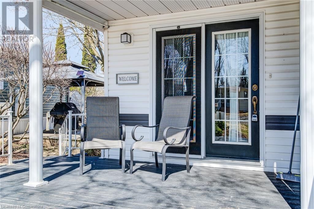 355 - 580 BEAVER CREEK ROAD Image 12