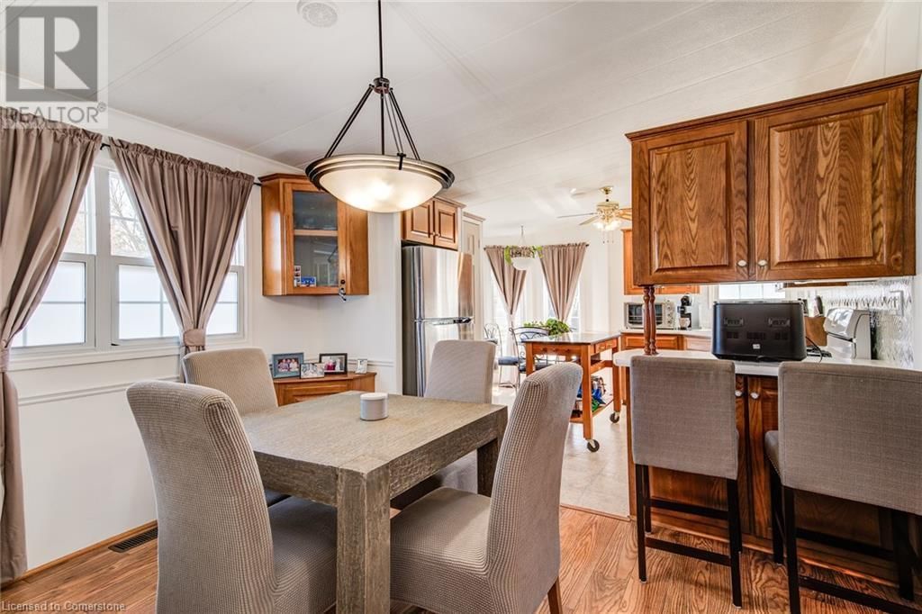 355 - 580 BEAVER CREEK ROAD Image 20