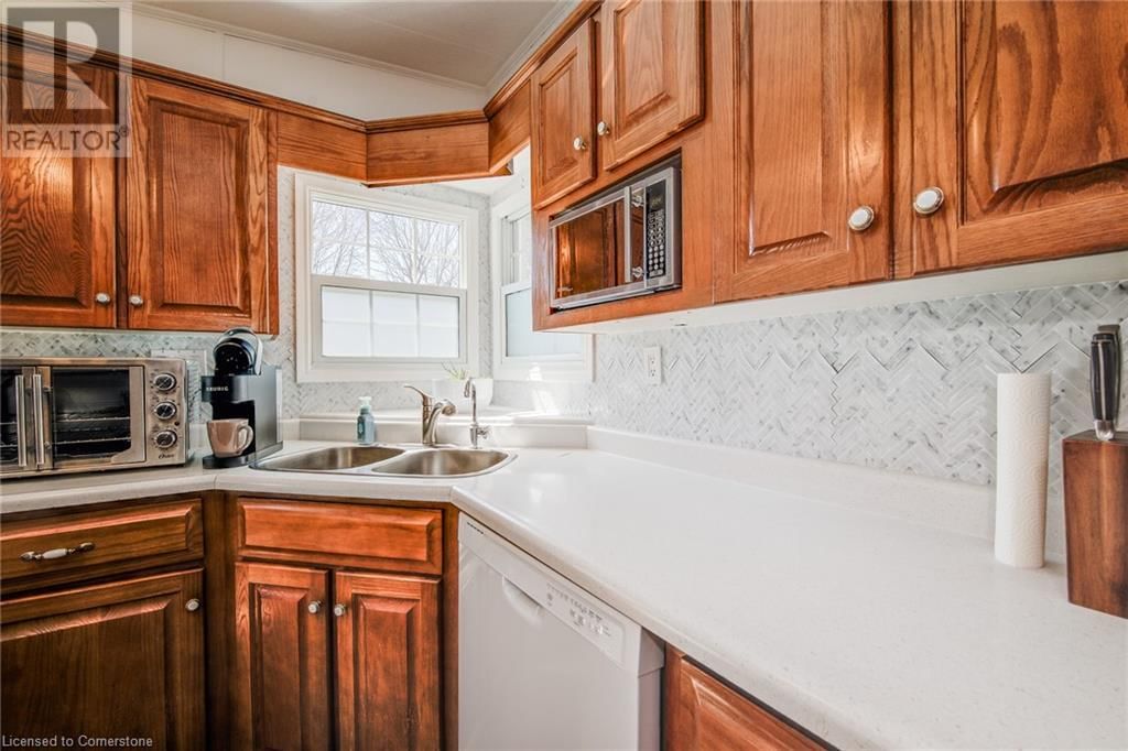 355 - 580 BEAVER CREEK ROAD Image 26