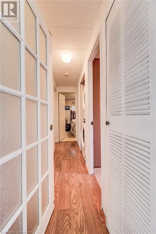 355 - 580 BEAVER CREEK ROAD Image 30