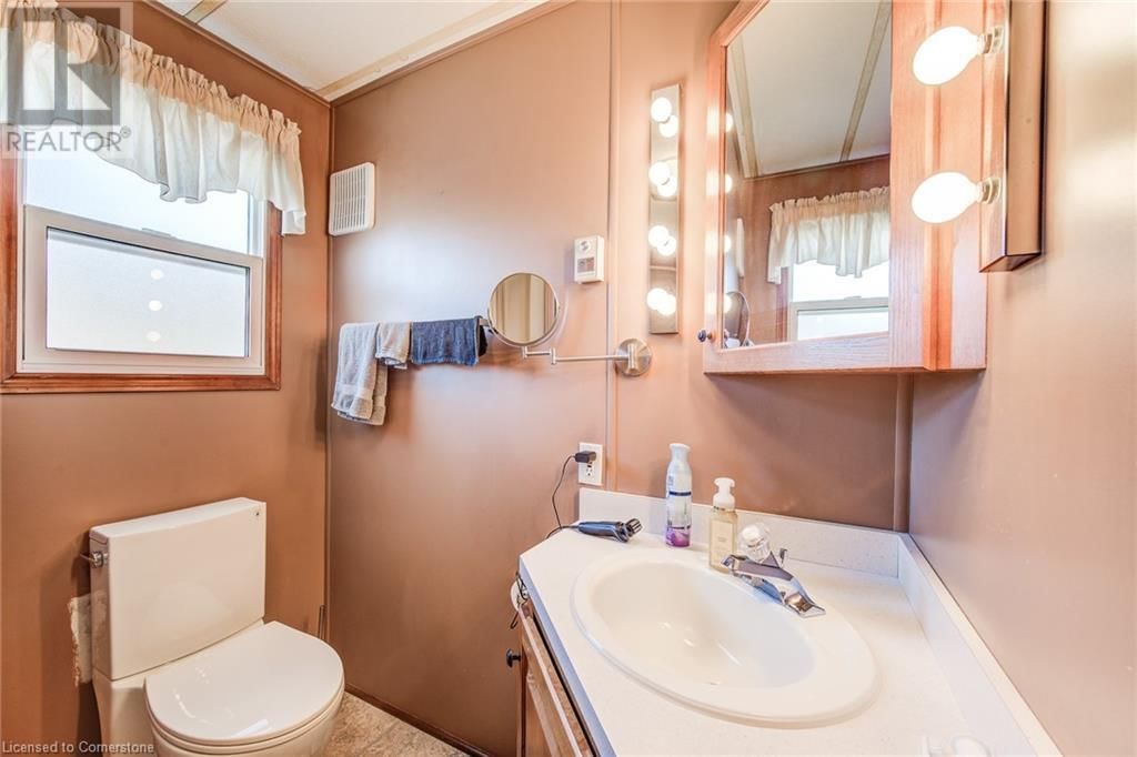 355 - 580 BEAVER CREEK ROAD Image 31