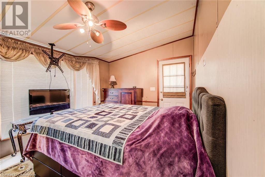 355 - 580 BEAVER CREEK ROAD Image 34