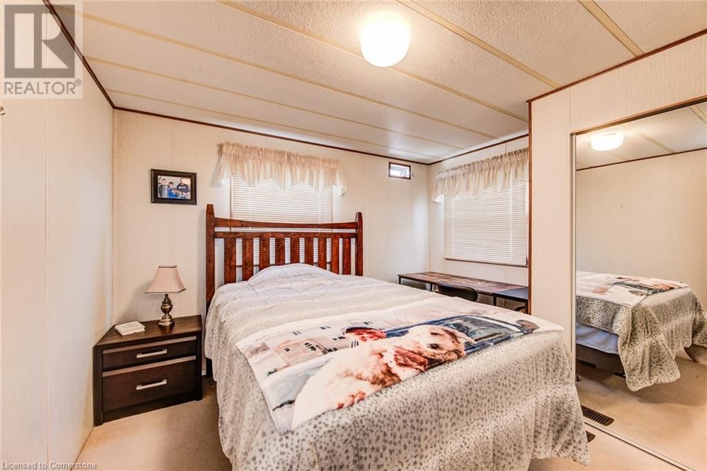 355 - 580 BEAVER CREEK ROAD Image 36