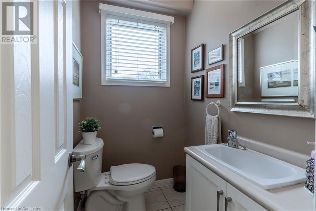 284 GREENBRIAR ROAD Image 16