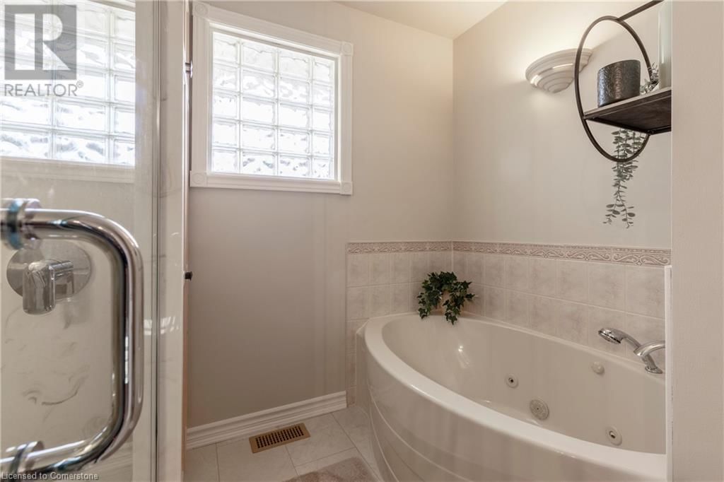 284 GREENBRIAR ROAD Image 28