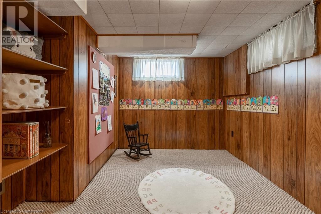 284 GREENBRIAR ROAD Image 39