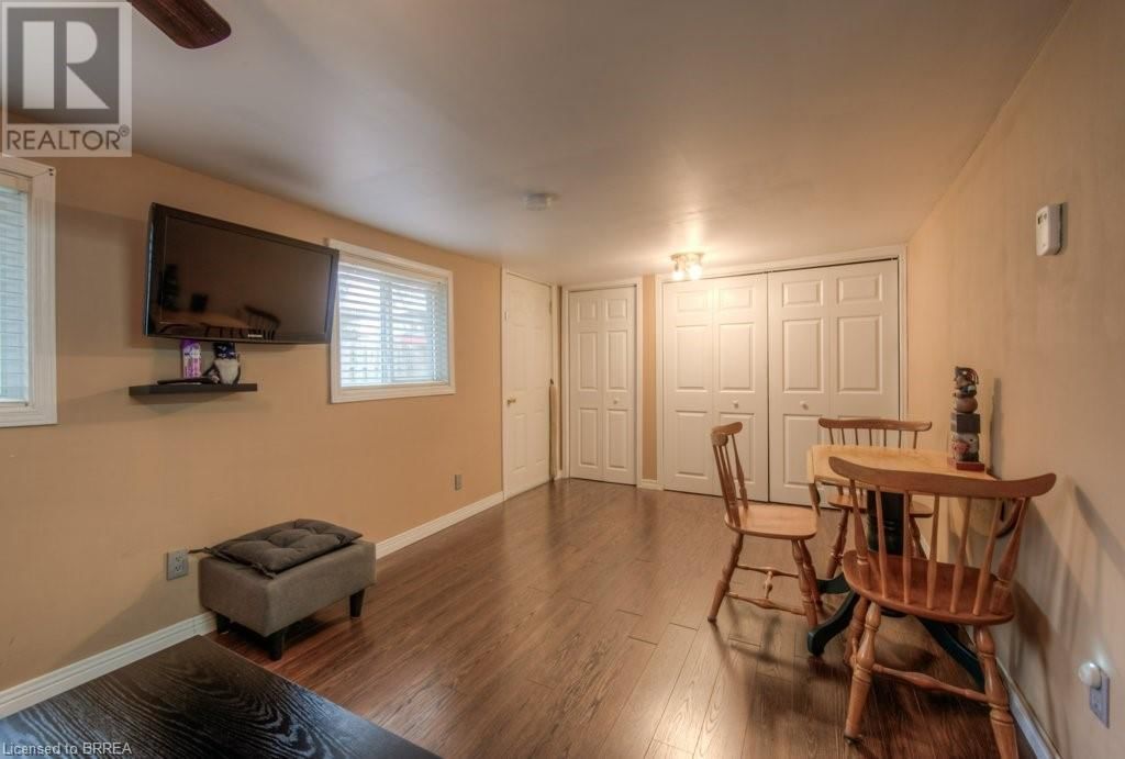 9 MARSHALL LANE Image 24