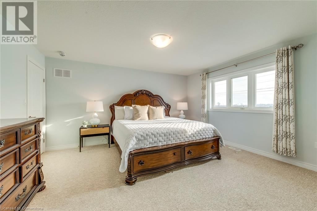 428 DALGLEISH TRAIL Image 30
