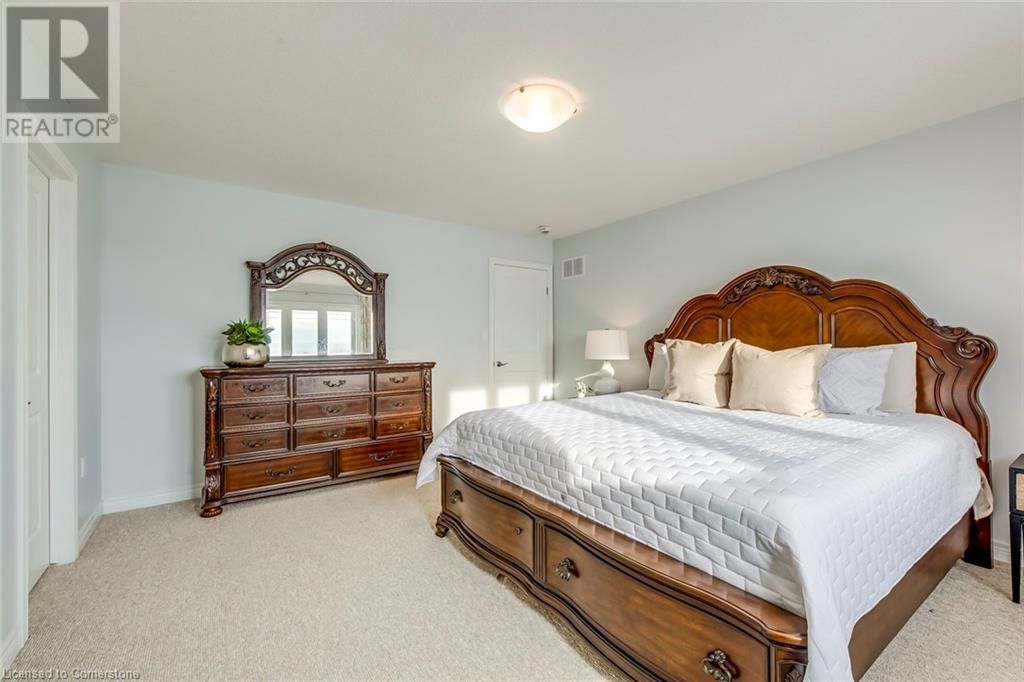 428 DALGLEISH TRAIL Image 33