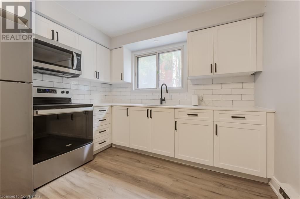 2 - 203 MAUSSER AVENUE Image 9
