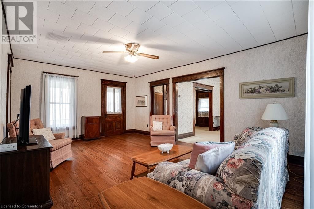 52 ELLIS STREET Image 17
