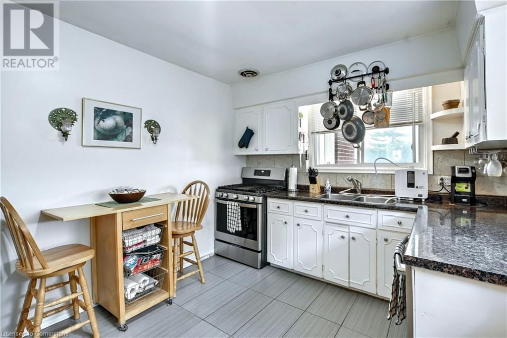 26 HIGHFIELD AVENUE Image 11