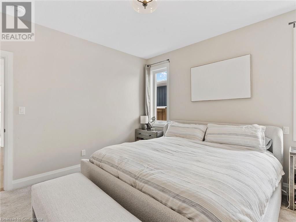 7 - 68 CEDAR STREET Image 31
