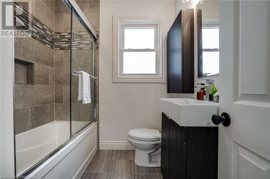 151 CORMAN AVENUE Image 18