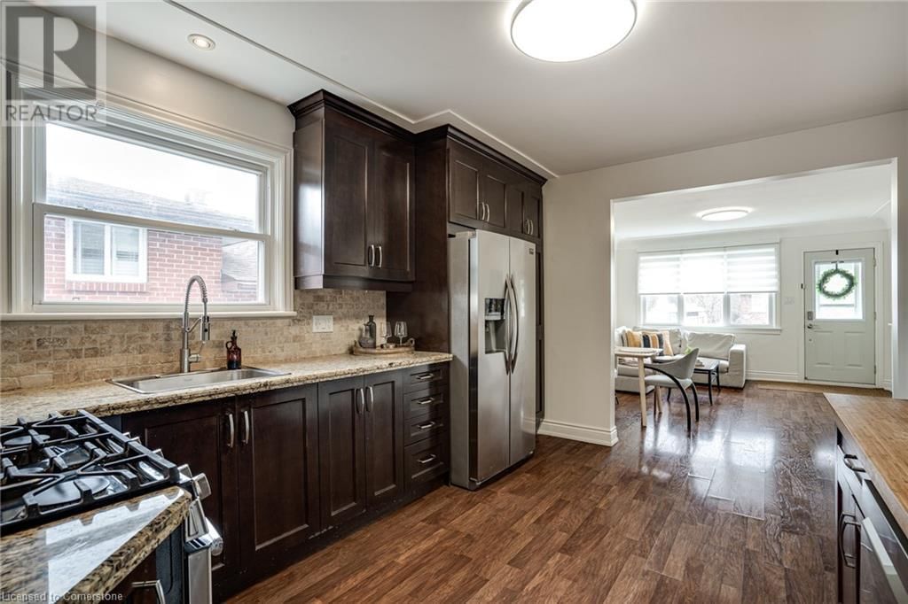 151 CORMAN AVENUE Image 22
