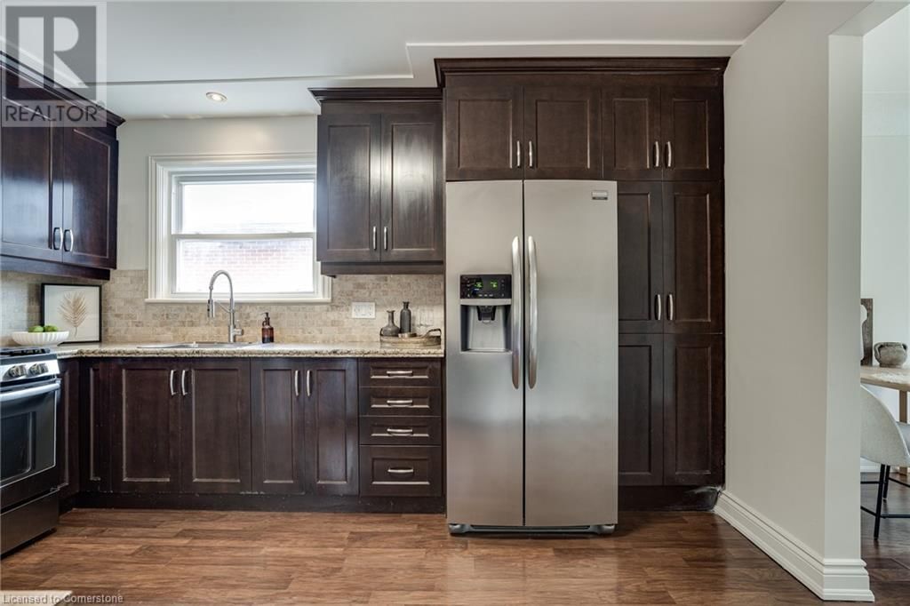 151 CORMAN AVENUE Image 27