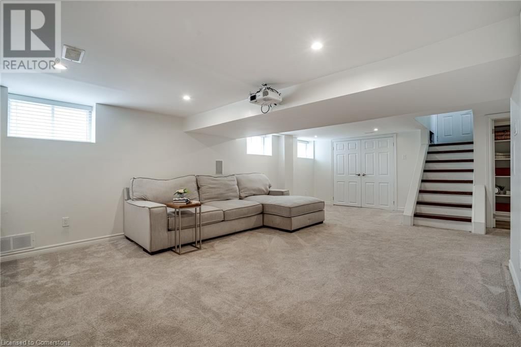 151 CORMAN AVENUE Image 30
