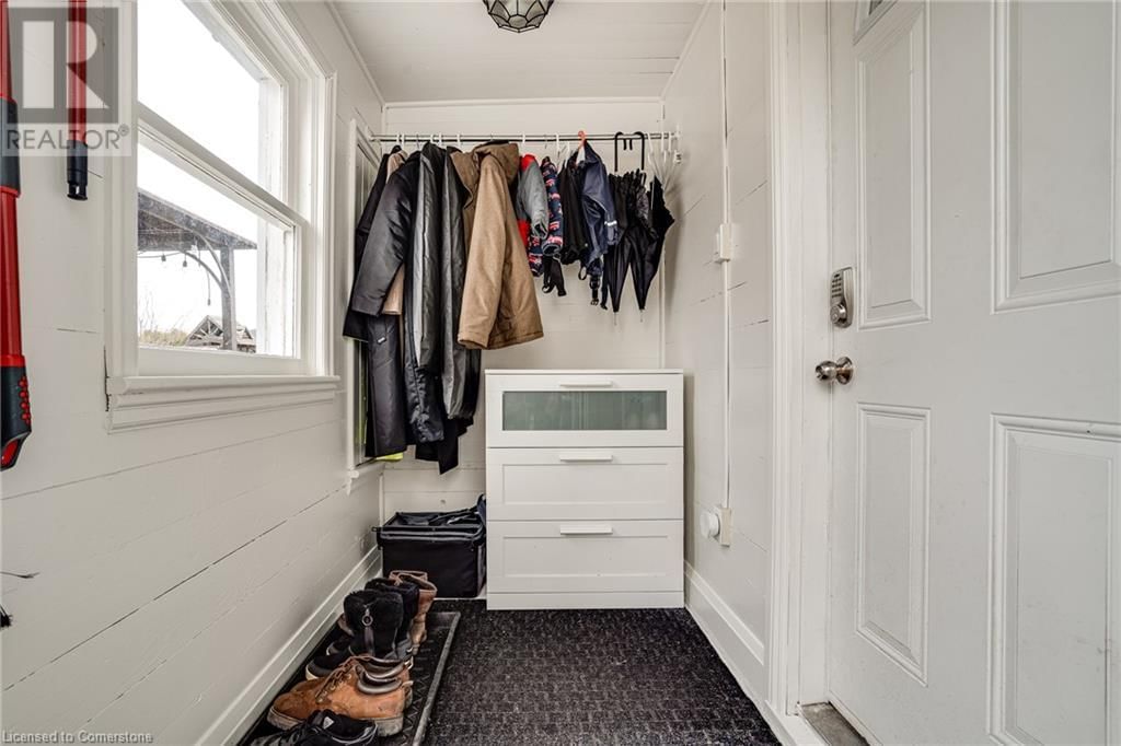 151 CORMAN AVENUE Image 39