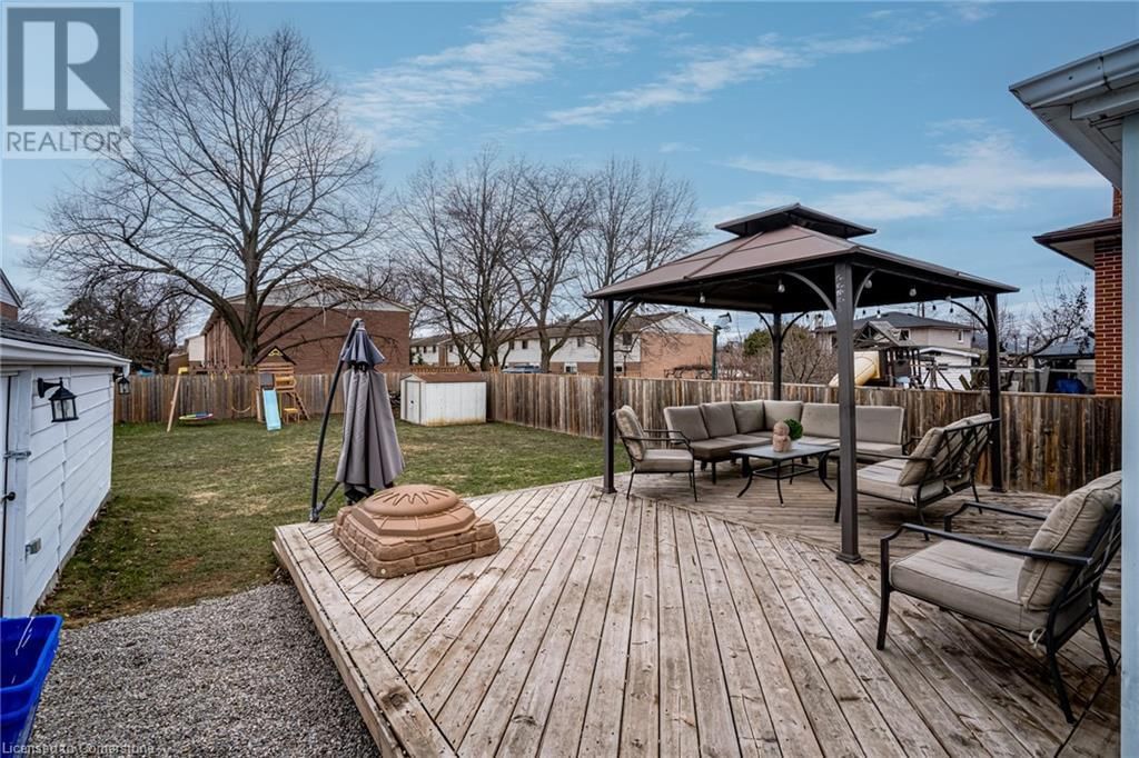151 CORMAN AVENUE Image 40