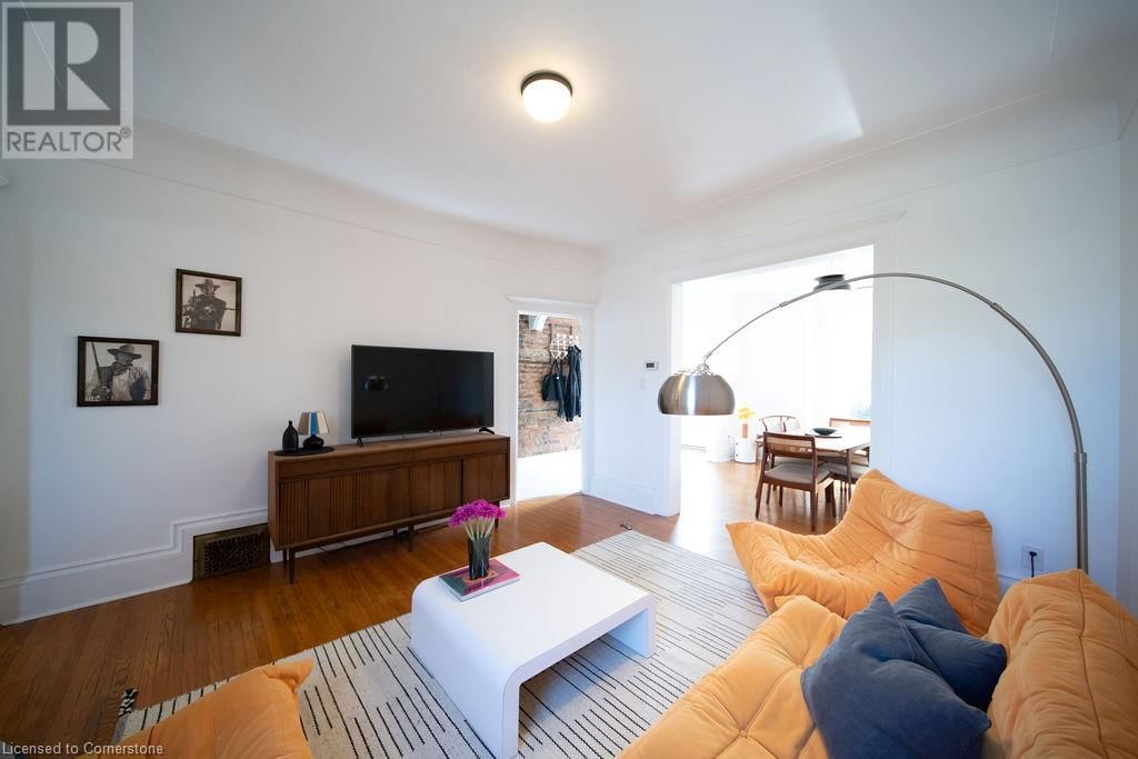 61 WILLIAM STREET Image 10