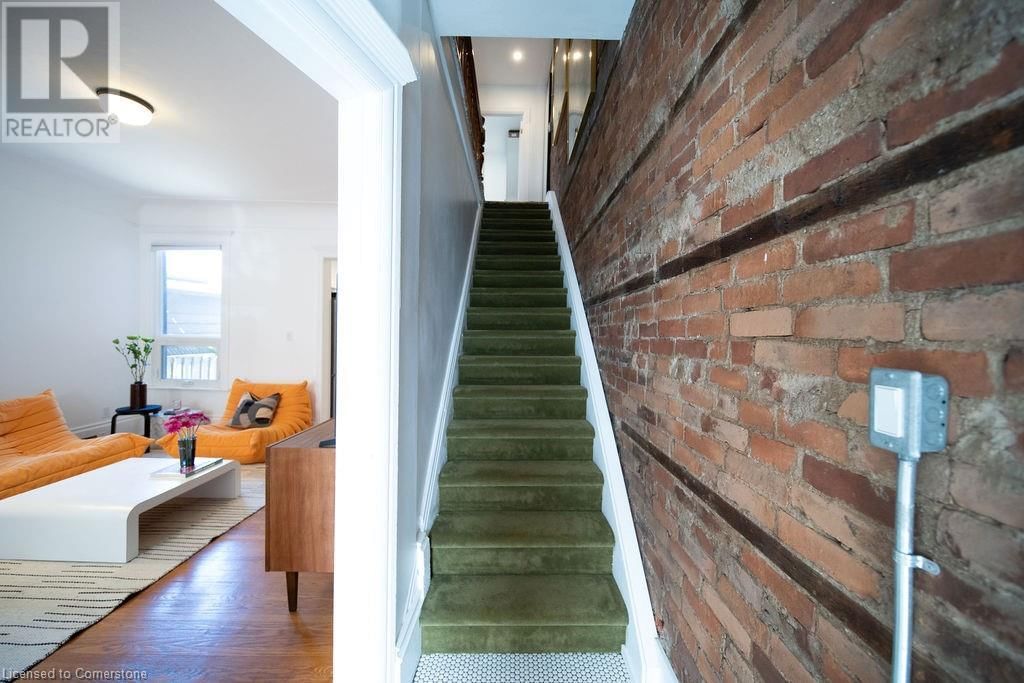 61 WILLIAM STREET Image 20
