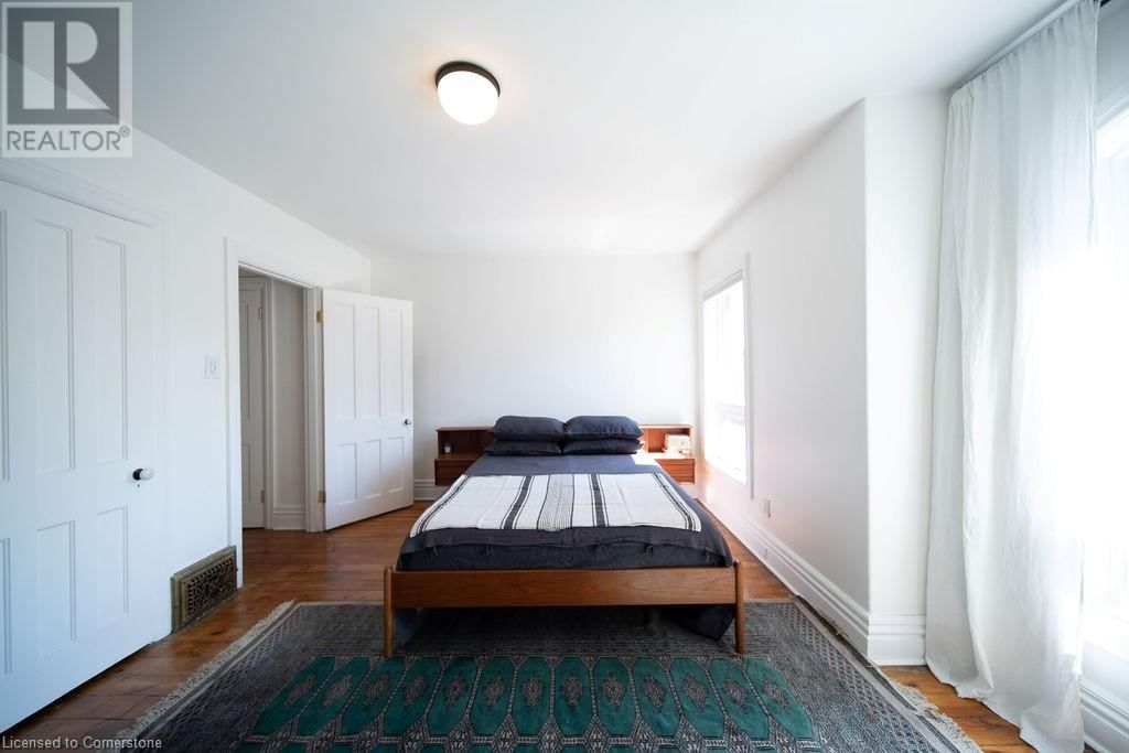 61 WILLIAM STREET Image 35