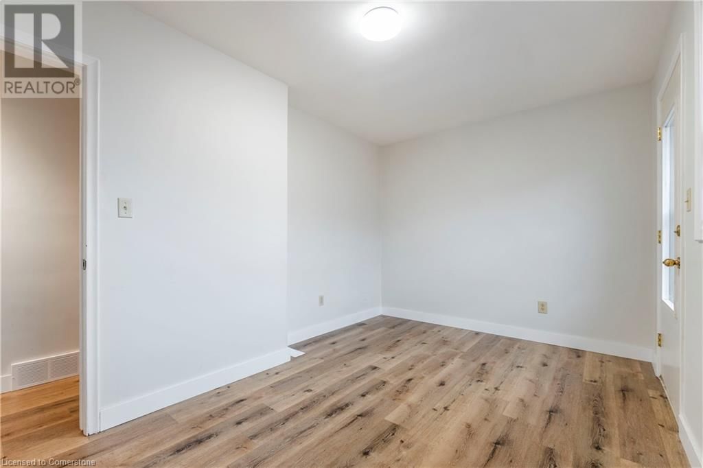 305 LORNE AVENUE Image 28