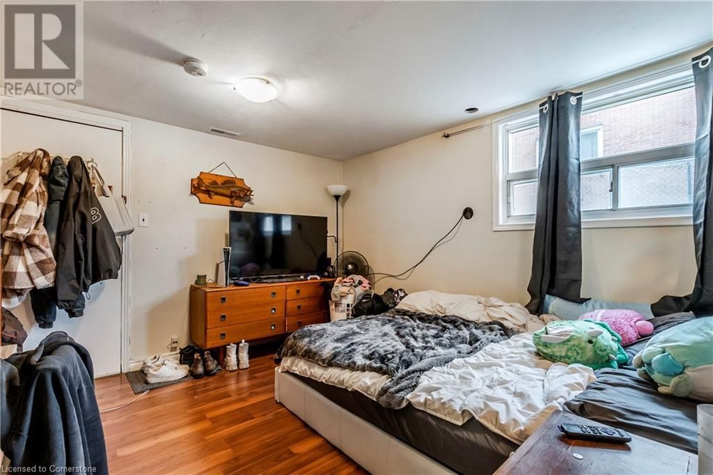 305 LORNE AVENUE Image 31