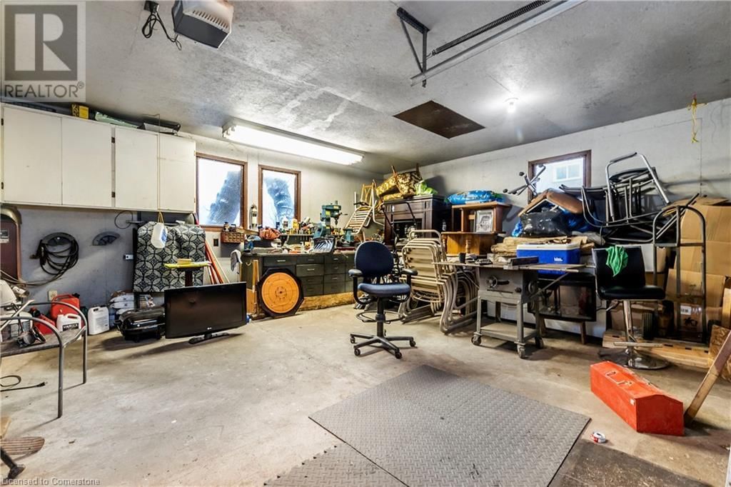 305 LORNE AVENUE Image 39