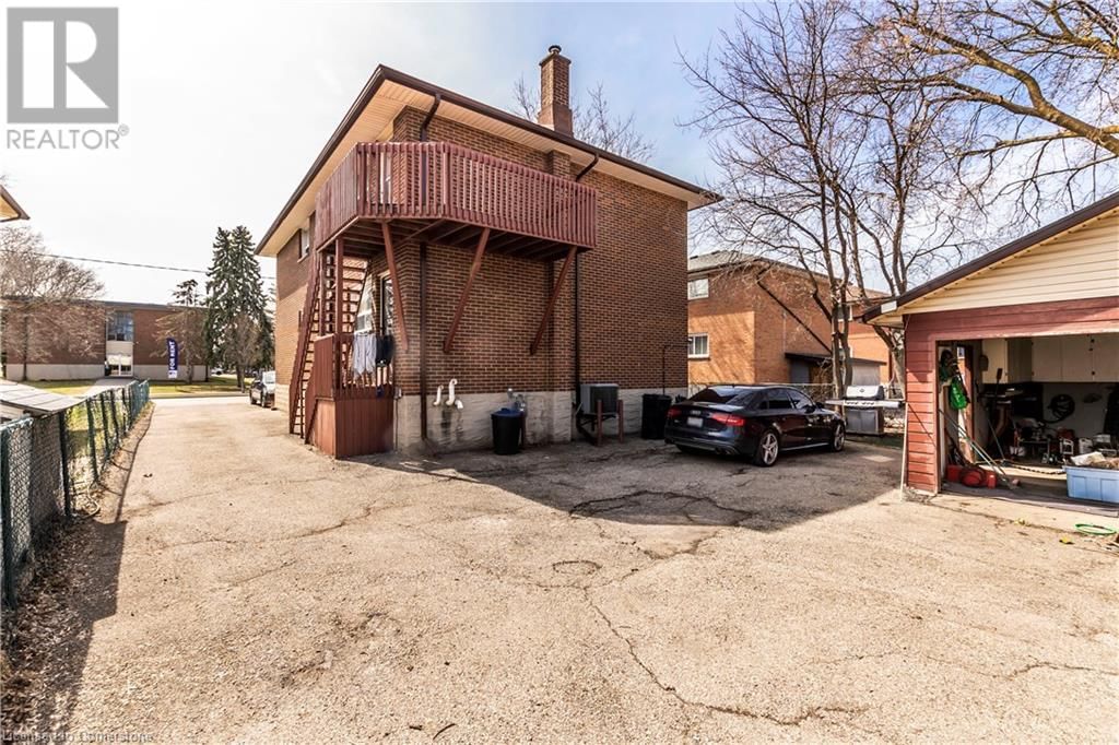 305 LORNE AVENUE Image 41