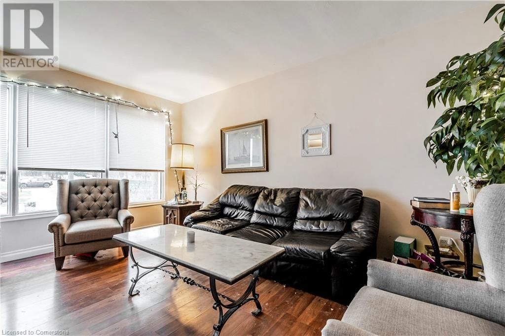 305 LORNE AVENUE Image 8