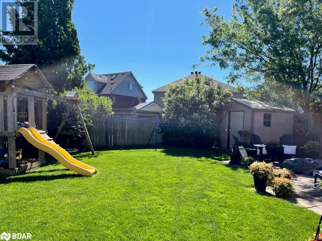 8 KIERLAND ROAD Image 17