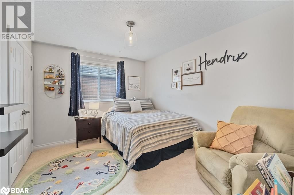 8 KIERLAND ROAD Image 21