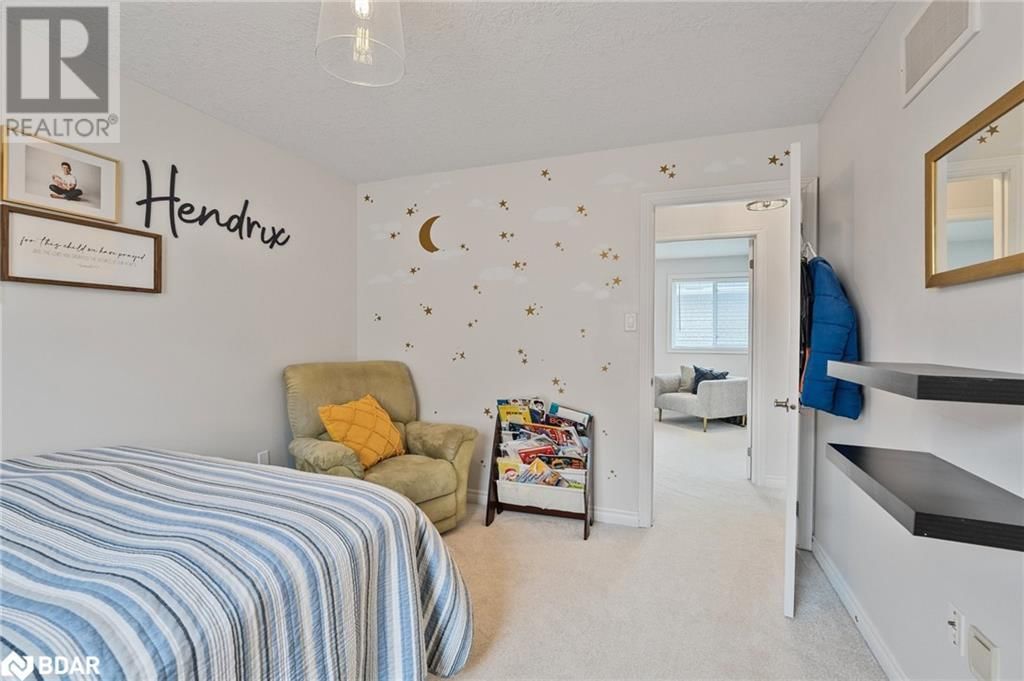 8 KIERLAND ROAD Image 22