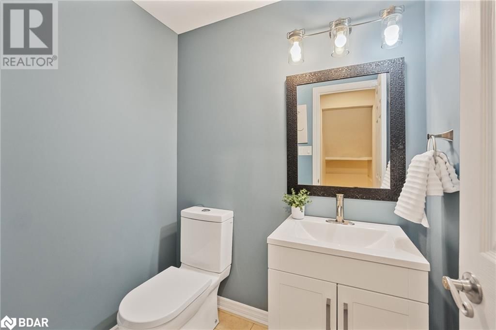 8 KIERLAND ROAD Image 33