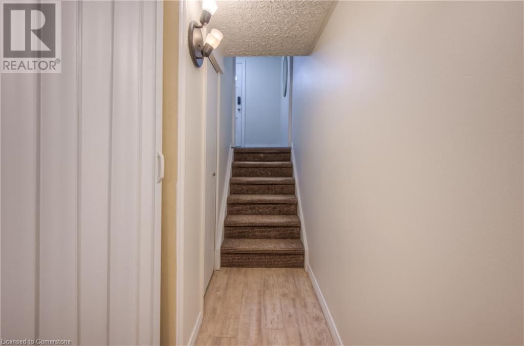 7 - 206 GREEN VALLEY DRIVE Image 28