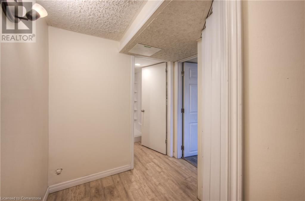 7 - 206 GREEN VALLEY DRIVE Image 29