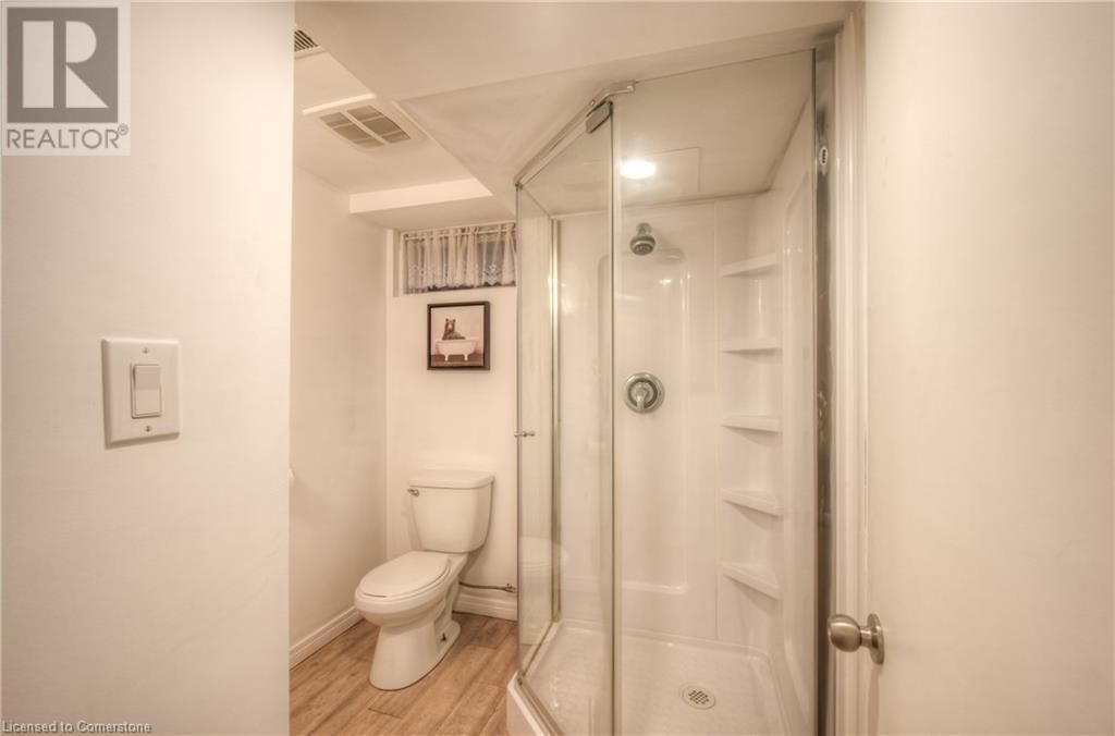 7 - 206 GREEN VALLEY DRIVE Image 35