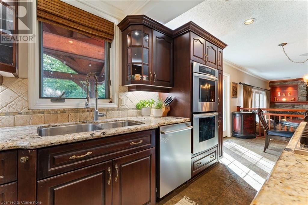 73 LEMON STREET Image 12