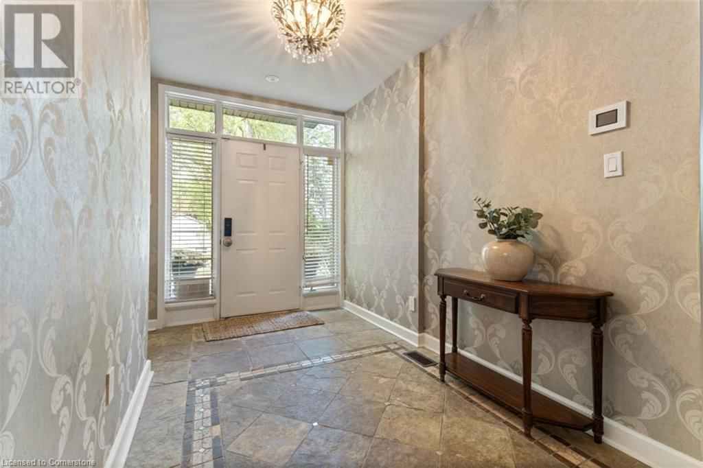 73 LEMON STREET Image 5